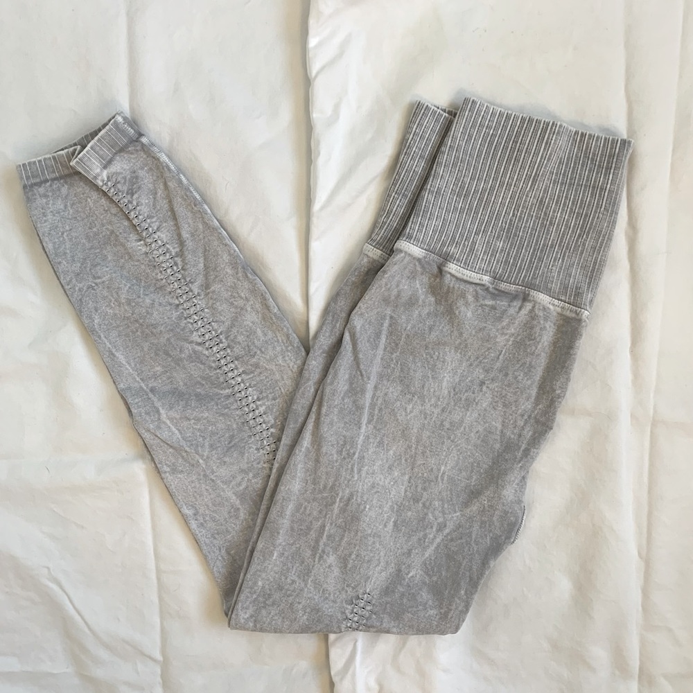 NEW Free People Movement Good Karma Leggings - Picture 13 of 16